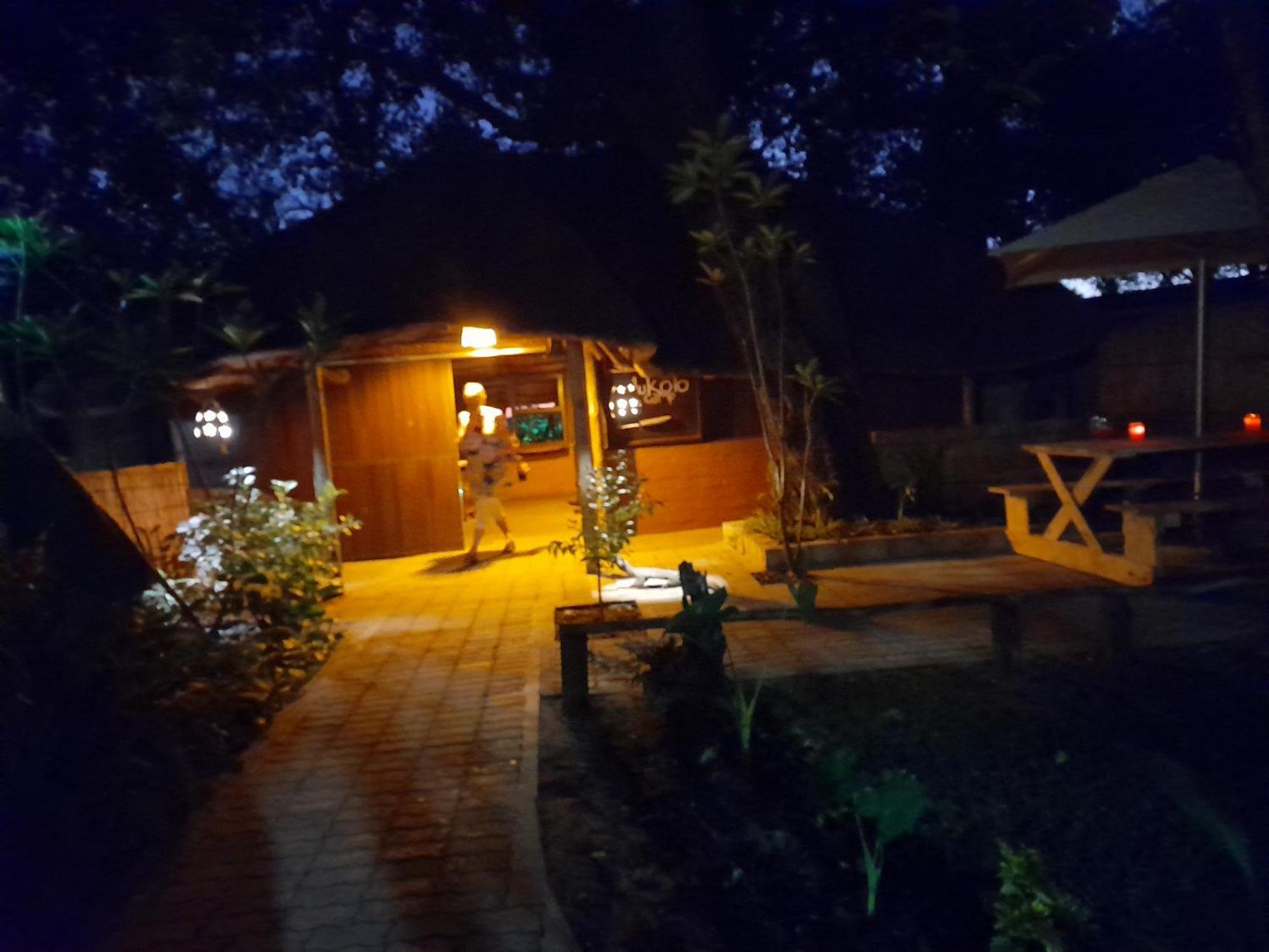 Mukolo Cabins & Camping Kongola Eksteriør bilde